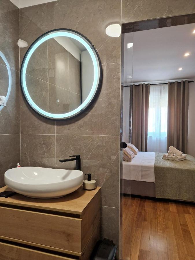 רוביני Jazz Rooms And Apartments מראה חיצוני תמונה